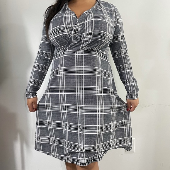 Perfect midi dress - Picture 2 of 6